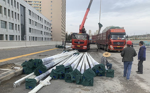 农村尉犁太阳能路灯安装全解析：庭院尉犁太阳能路灯施工指南