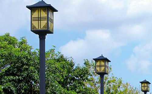 尉犁庭院灯安装间距与布灯设计全解析