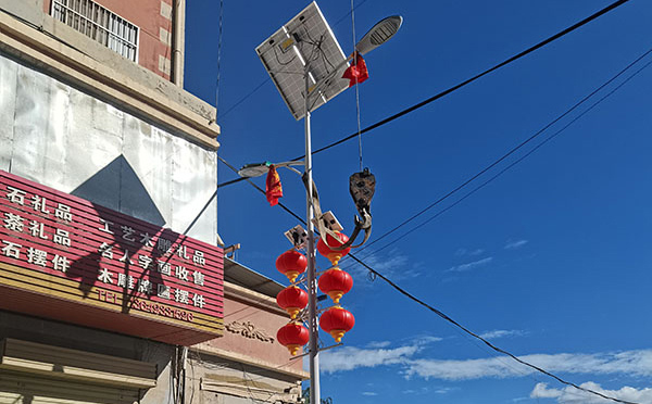 尉犁智慧路灯如何实现城市节能管理